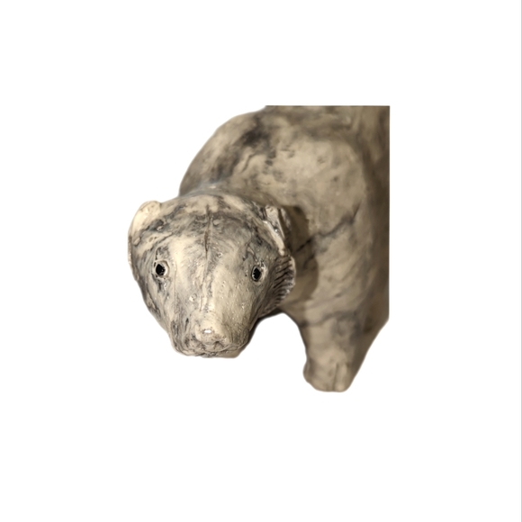 Polar Bear Figurine - Picture 4 of 4